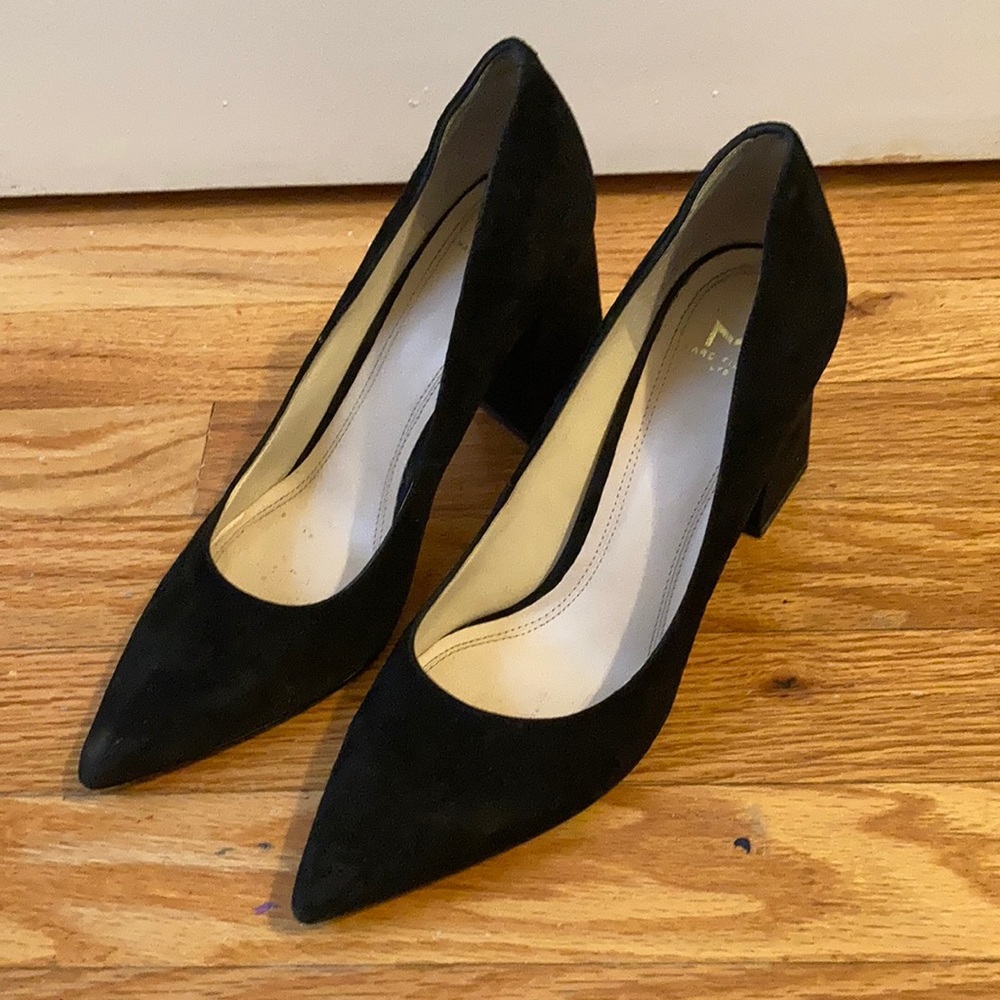 Marc Fisher Jenny Pumps in suede